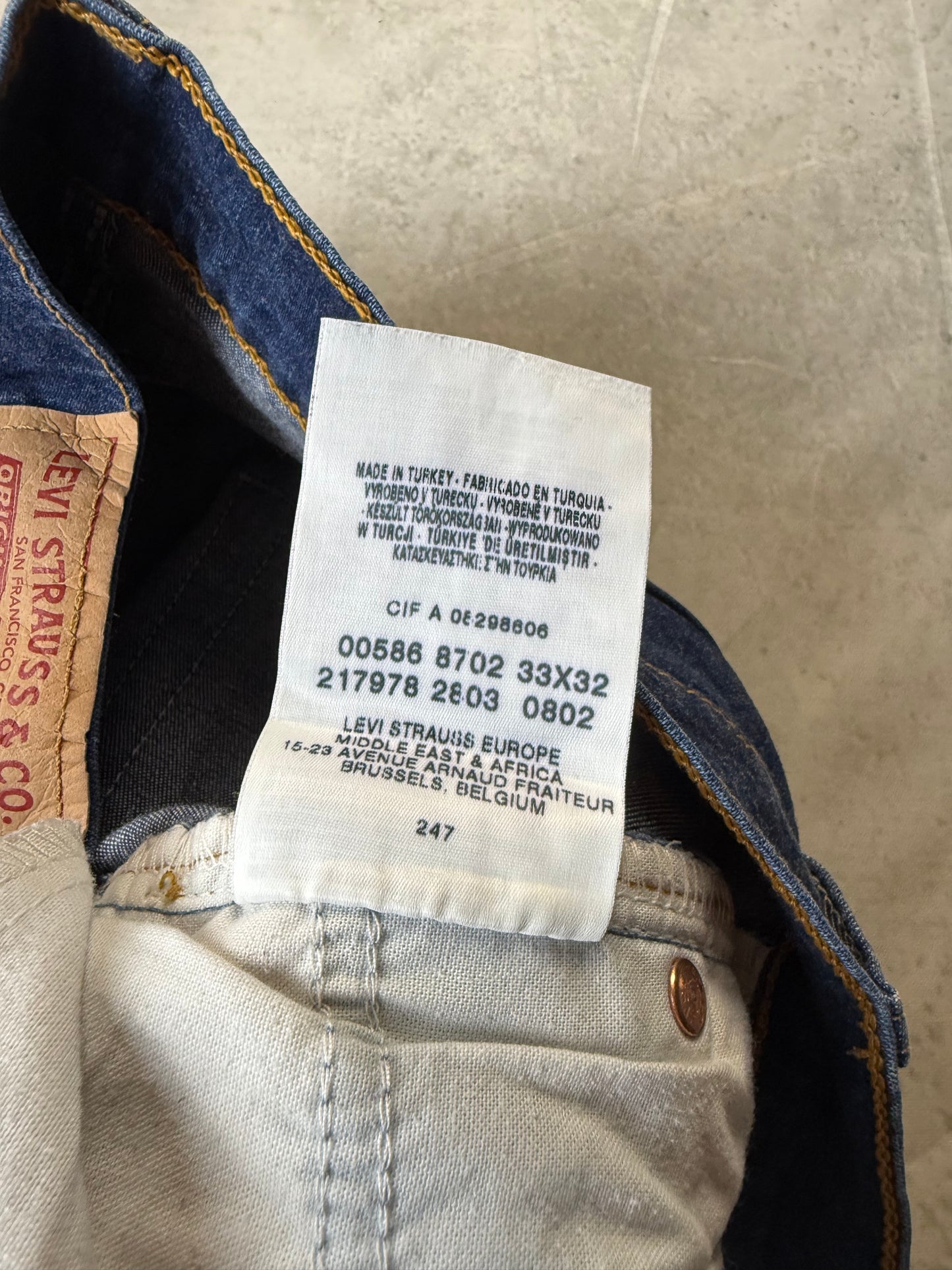 Levi's 586 87 Bootcut Herren Damen Jeans (M)