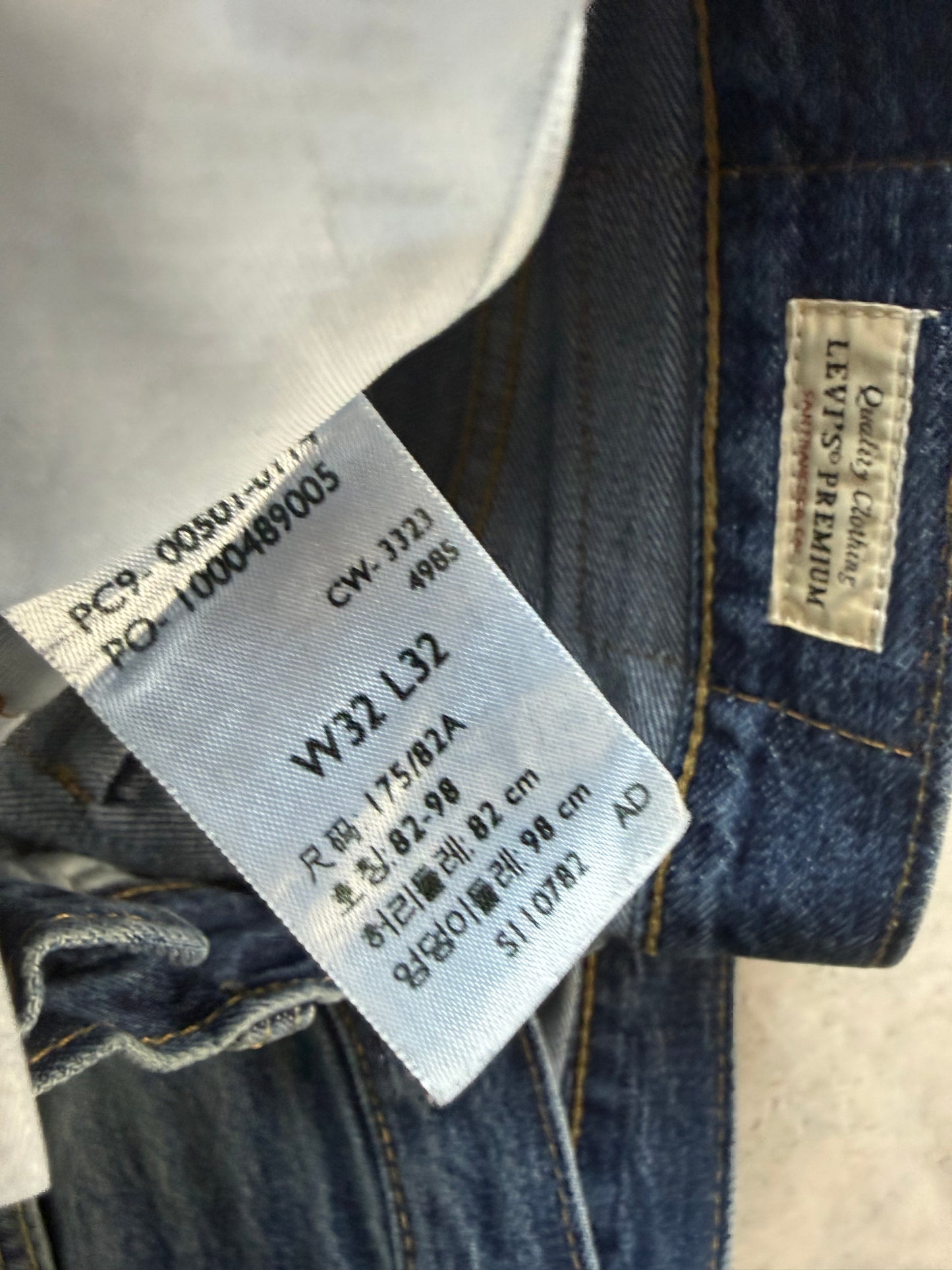 Levi's 501 Straight Fit Herren Jeans (M)