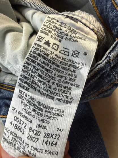 Levi's 572 Bootcut Herren Damen Jeans (XS)