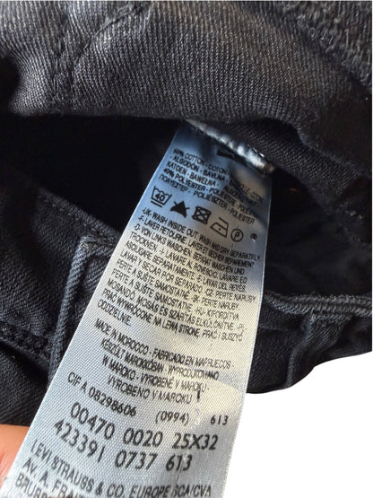 Levi's 470 Straight Fit Bootcut Jeans Herren Jeans (XS)