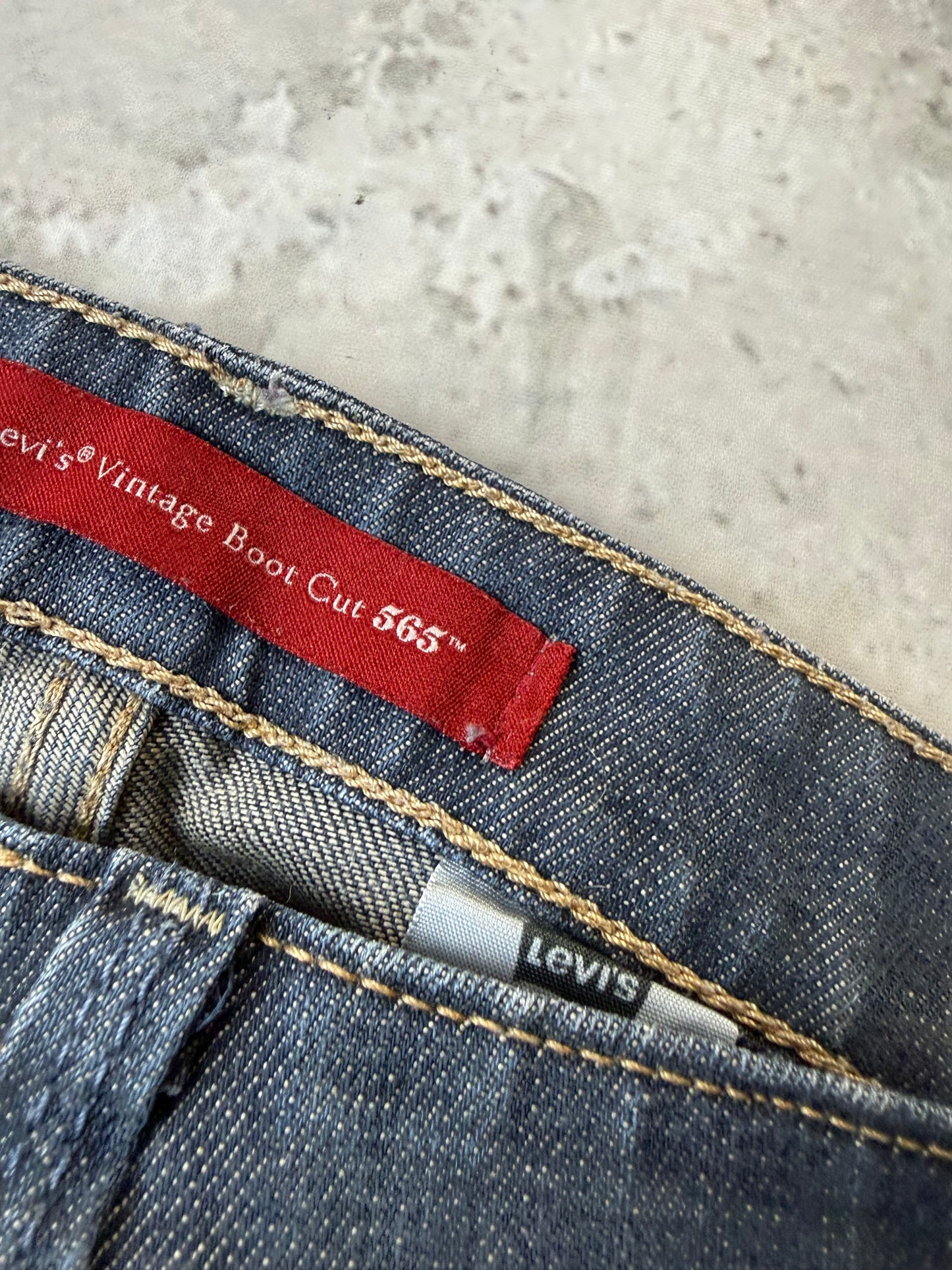 Levi's Vintage 565 Bootcut Herren Jeans (XS)