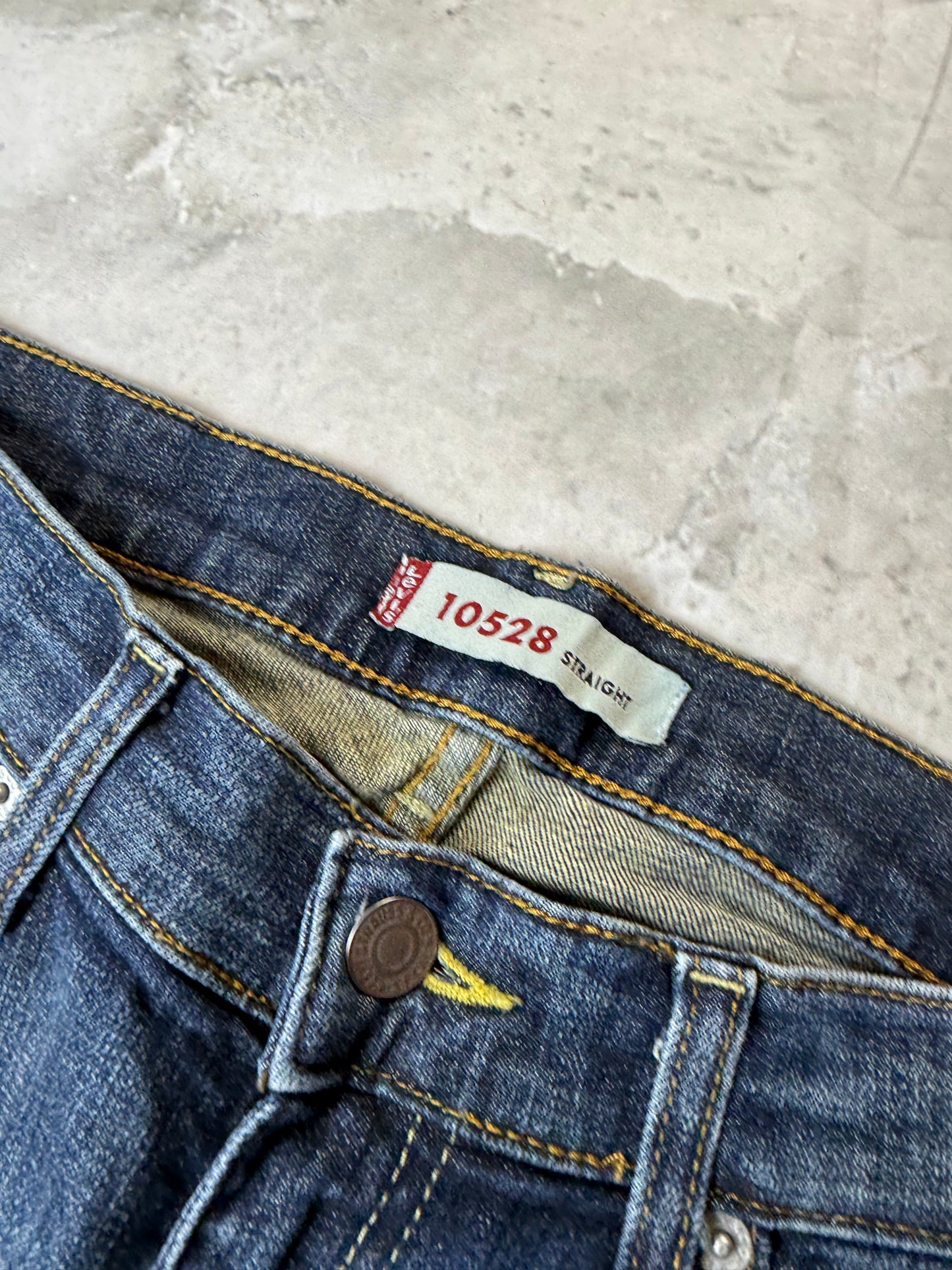 Levi's 528 Straight Fit Herren Jeans (S)