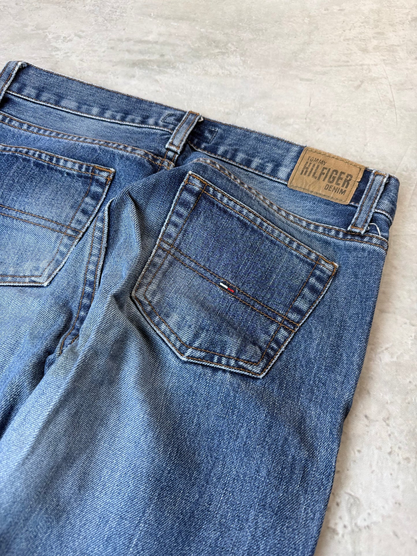 Tommy Hilfiger Flare Bootcut Herren Jeans (S)