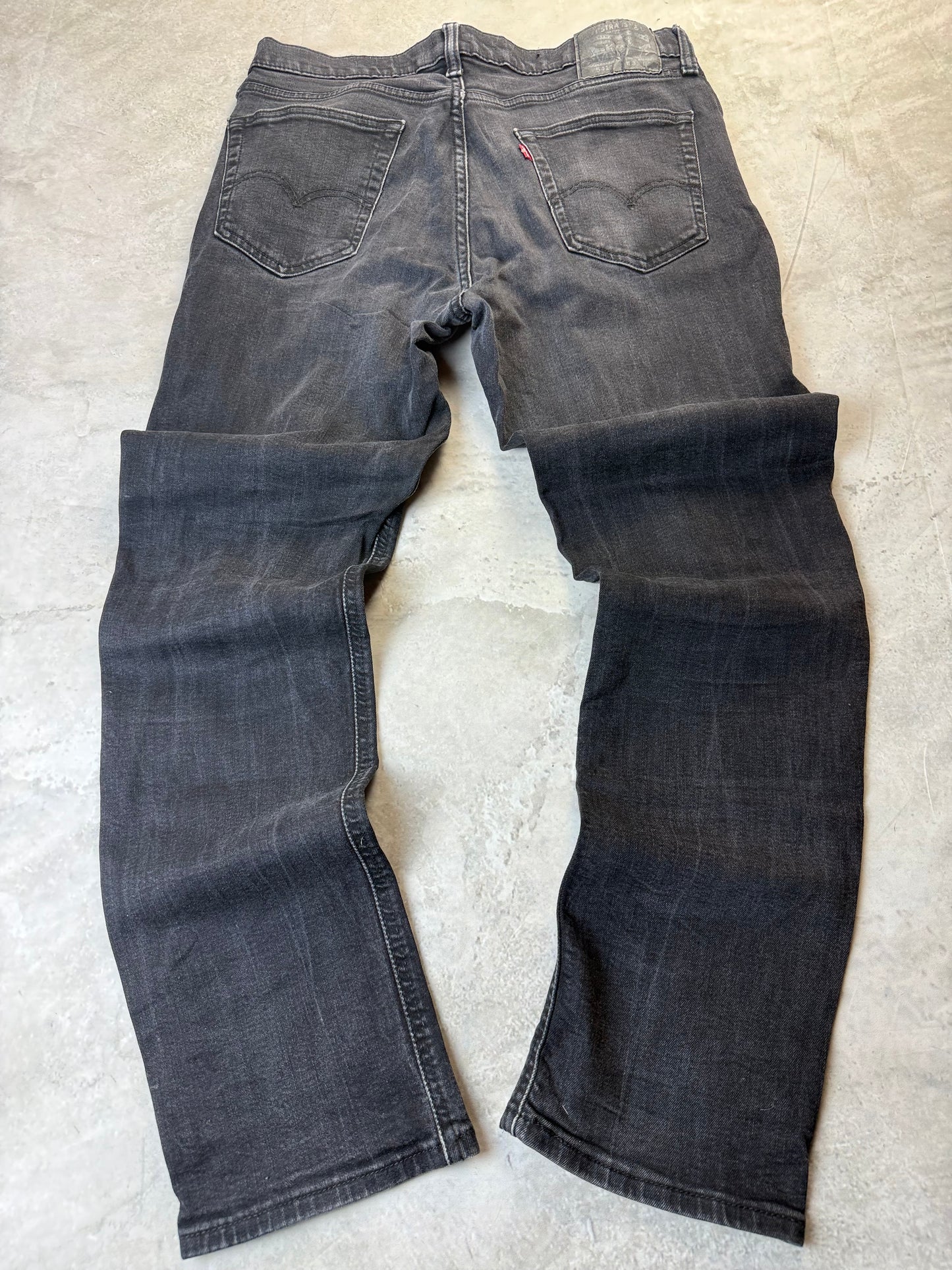 Levi's 541 Straight Fit Jeans XL 33/34 schwarz Herren Jeans (XL)