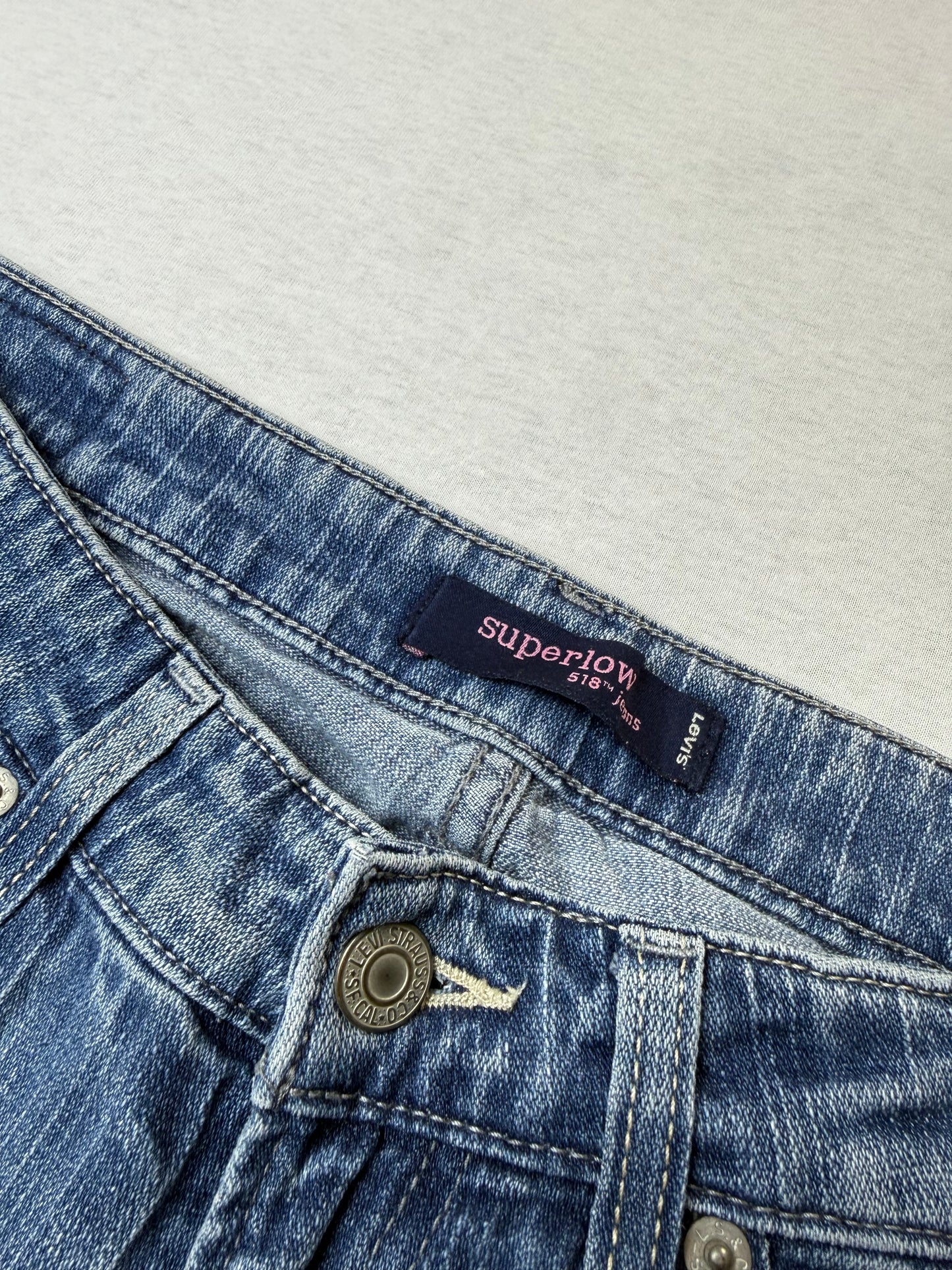 Levi's Super Low 518 Bootcut Damen (M)